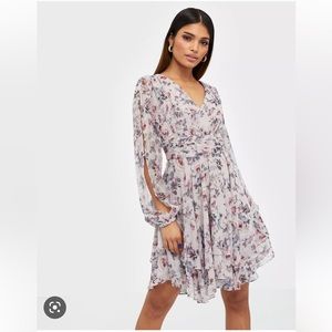 Ever New Melbourne • Floral Skater Dress • Size 2